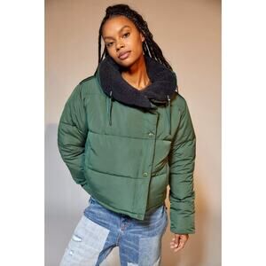 BDG Marlow Puffer Fleece Jacket Coat Green Black Size XL $119